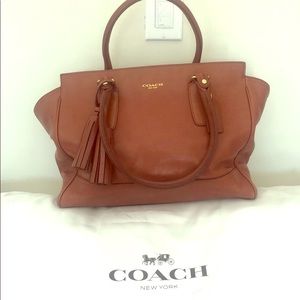 Med size Coach NY Leather 👜 Fall Collections